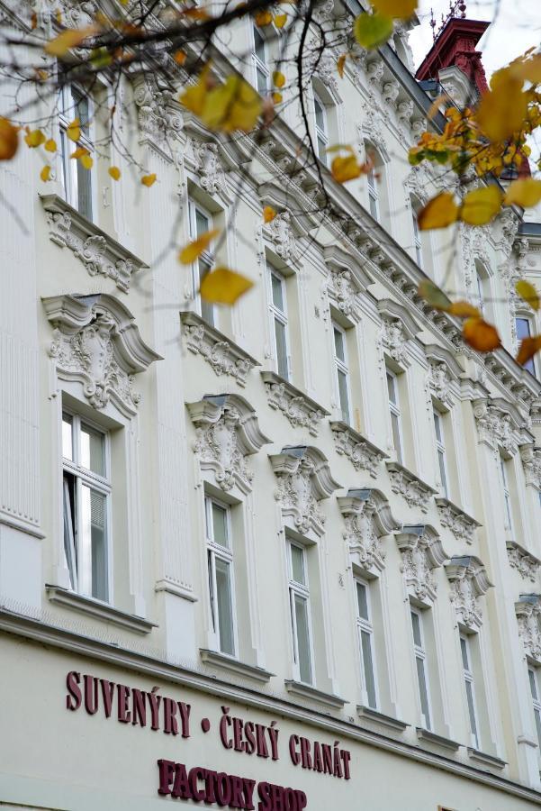City Centre Apartment Demio カルロヴィ・ヴァリ エクステリア 写真