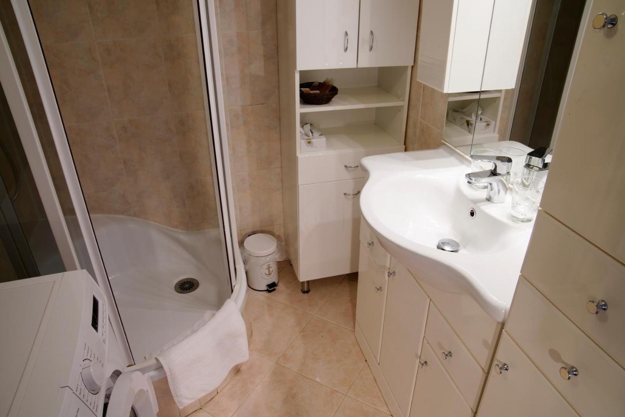 City Centre Apartment Demio カルロヴィ・ヴァリ エクステリア 写真