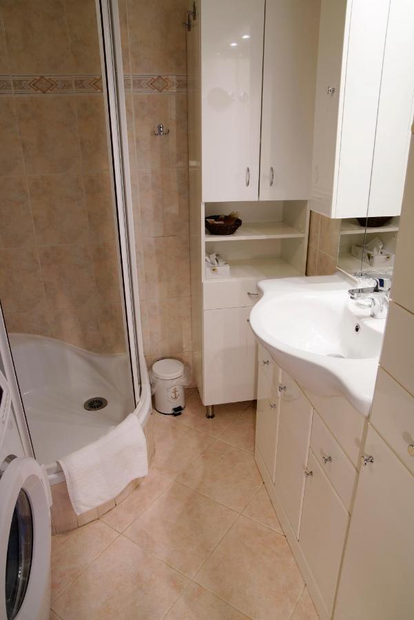 City Centre Apartment Demio カルロヴィ・ヴァリ エクステリア 写真